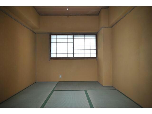 東金沢マンションの物件内観写真