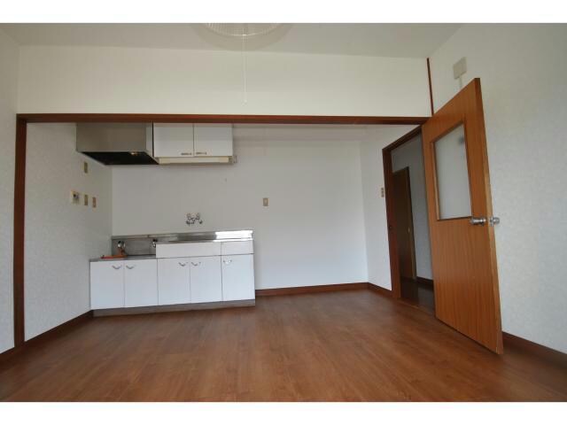 東金沢マンションの物件内観写真