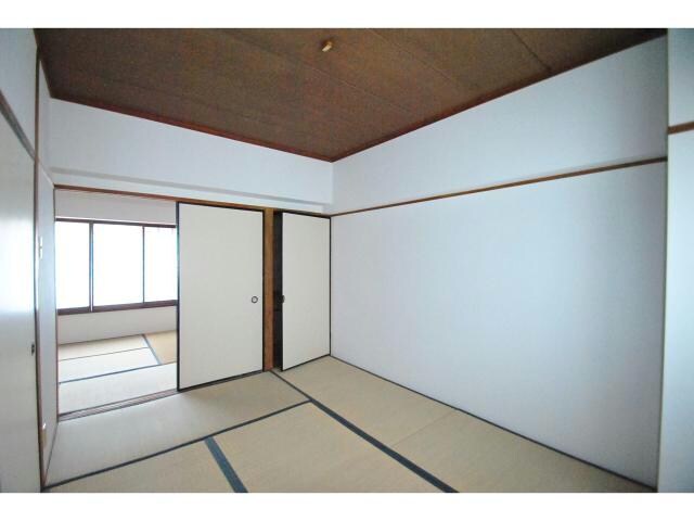 東金沢マンションの物件内観写真