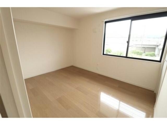 メゾン・ラーテーヌCの物件内観写真