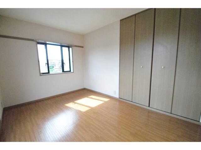 ガーデンコートの物件内観写真