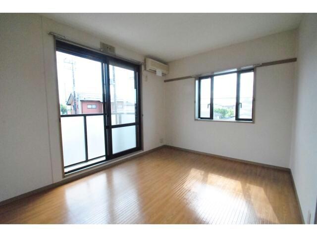 ガーデンコートの物件内観写真