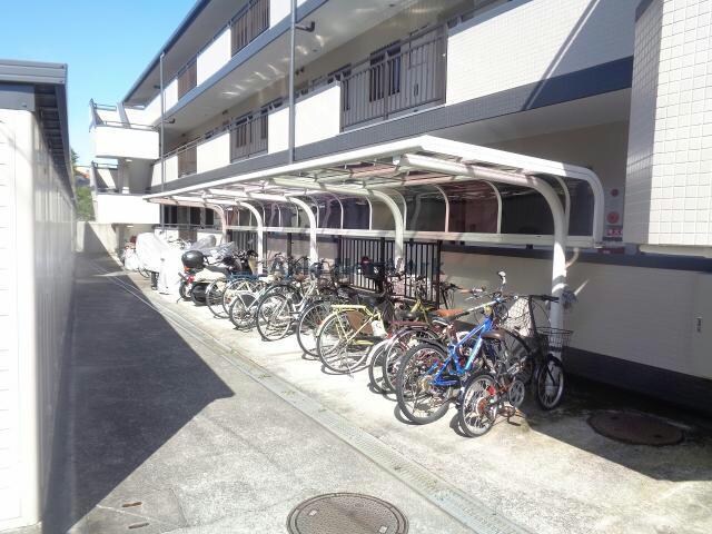 ウエストコートの物件外観写真