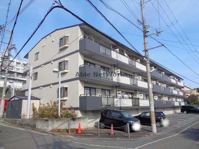 ウエストコートの物件外観写真