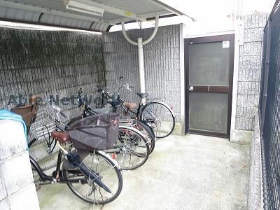 ホワイトロートスの物件外観写真