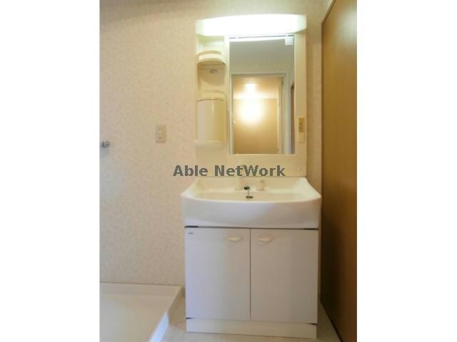 ホワイトロートスの物件内観写真