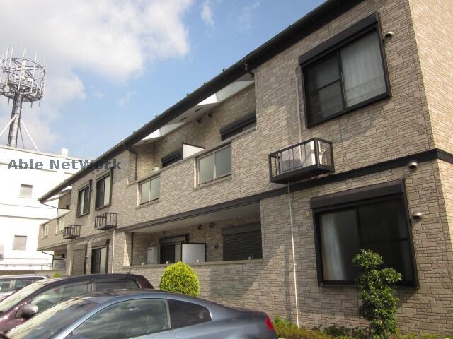 ワ・オークの物件外観写真