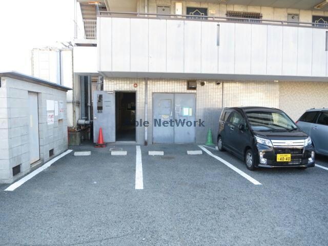 エレガントライフマンションの物件外観写真