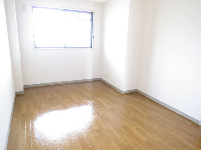 エレガントライフマンションの物件内観写真