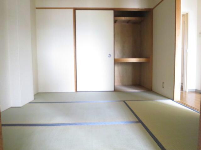 エレガントライフマンションの物件内観写真