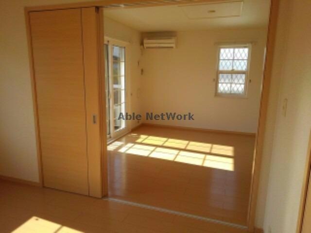 ネオ　プロヴィデンスの物件内観写真