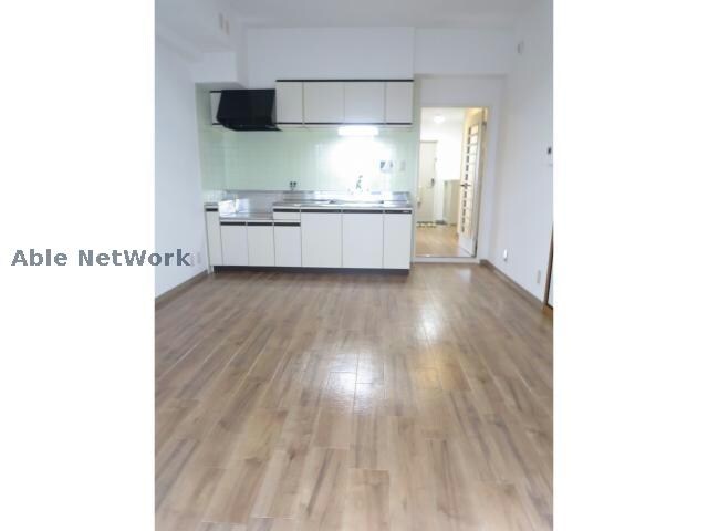 プレスト・コート弐番館の物件内観写真