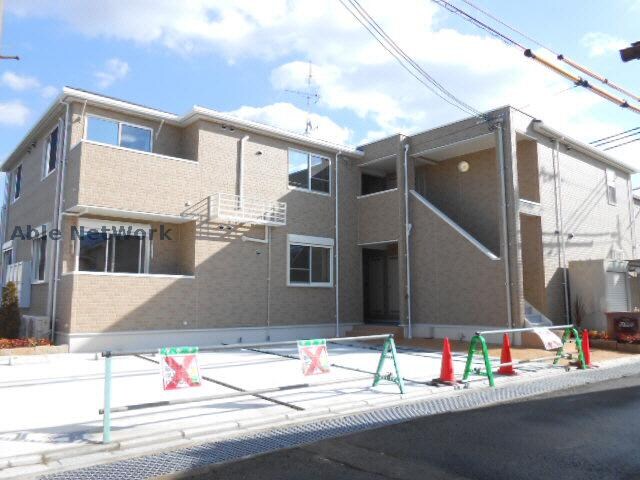 フルー　リールの物件外観写真