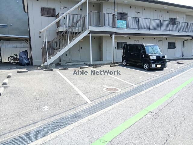 グレイスマンションの物件外観写真