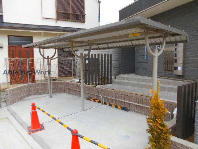 サンプラザ金剛の物件外観写真