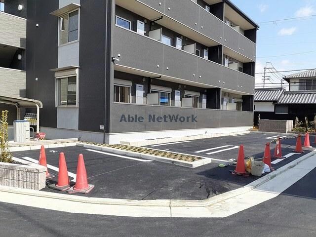 サンプラザ金剛の物件外観写真