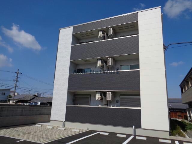 ポプラーレ狭山Ⅱの物件外観写真