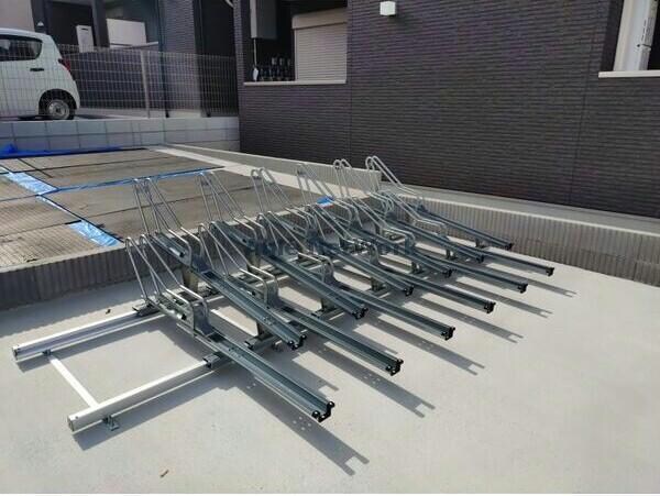 F＋style 狭山・池尻中　2号館の物件外観写真