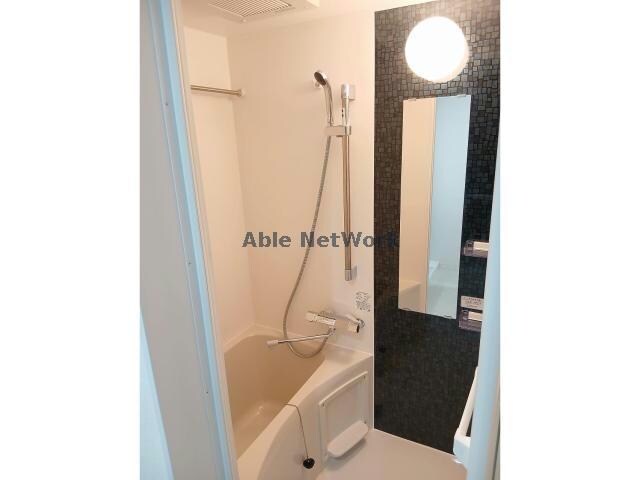 エヌエムキャトフヴァントゥレーズノースの物件内観写真