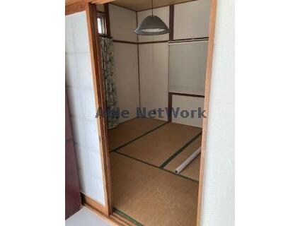 大宝3丁目貸家の物件内観写真