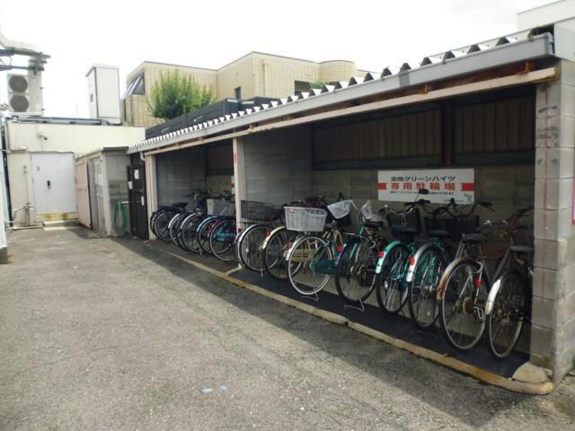 忠岡グリーンハイツの物件外観写真