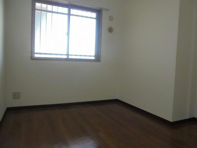 ロイヤルエイトコートⅠの物件内観写真