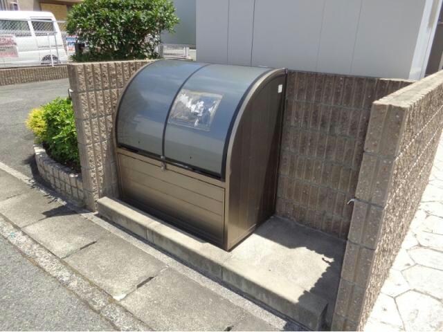 カーサアルドーレの物件外観写真