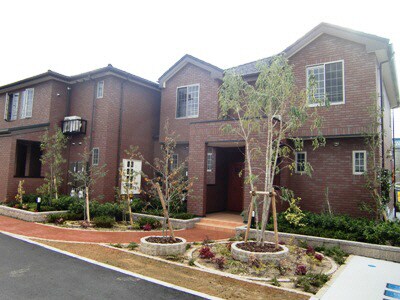 ＧＡＲＤＥＮ泉の物件外観写真