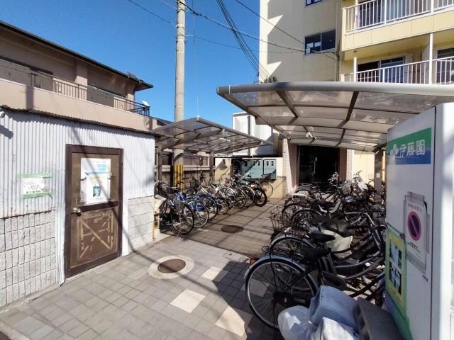 レジデンス曽根の物件外観写真