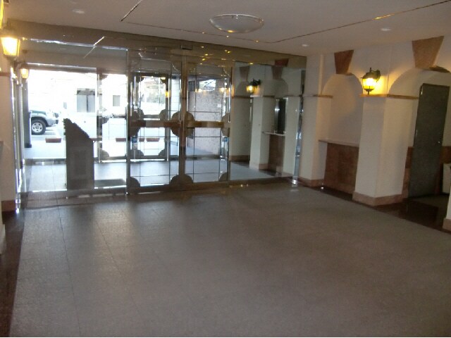 ＥＬＬＥＧＲＡＮＤＥ ＯＺＵの物件外観写真