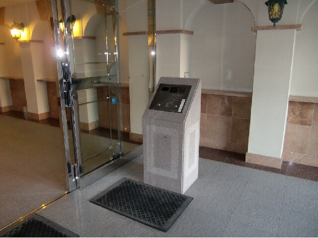 ＥＬＬＥＧＲＡＮＤＥ ＯＺＵの物件外観写真