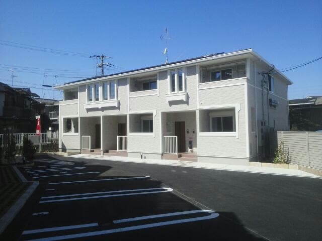 プラストサイドの物件外観写真