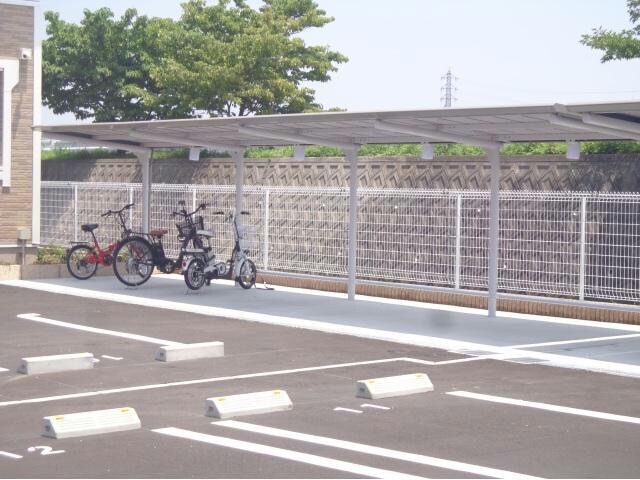 マーマネの物件外観写真