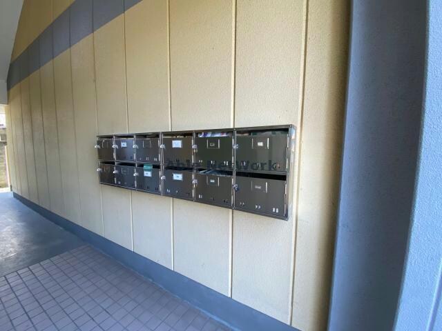 アプレンデールホウトクの物件外観写真