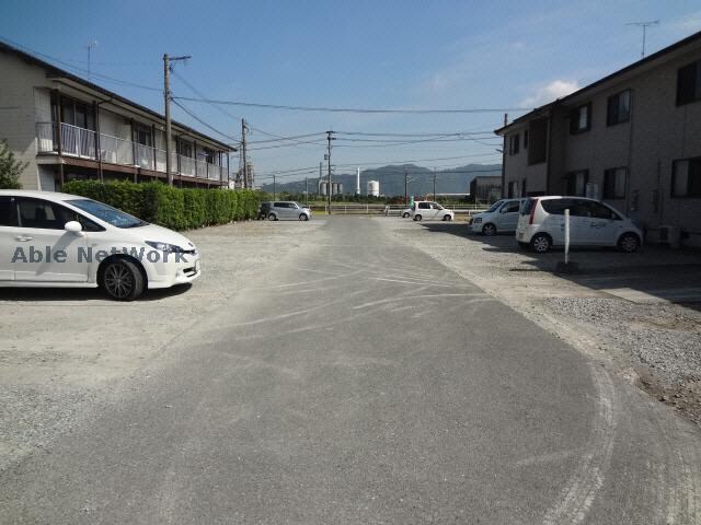 東ハウスⅢの物件外観写真