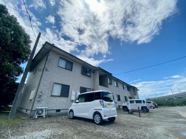 東ハウスⅢの物件外観写真