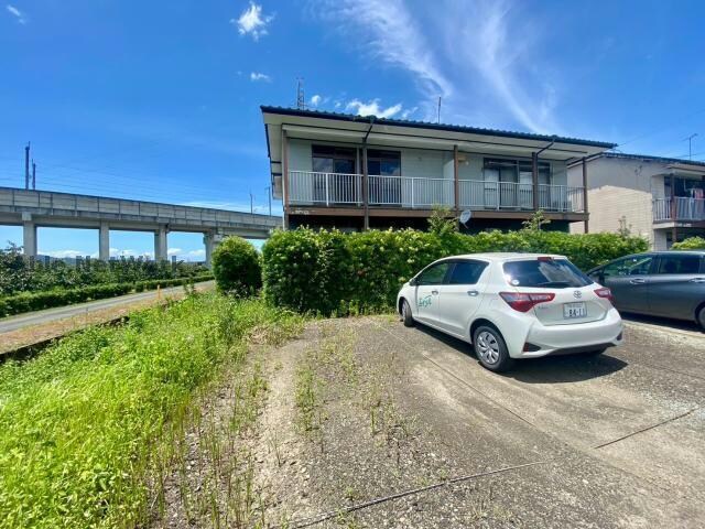 東ハウスⅡの物件外観写真