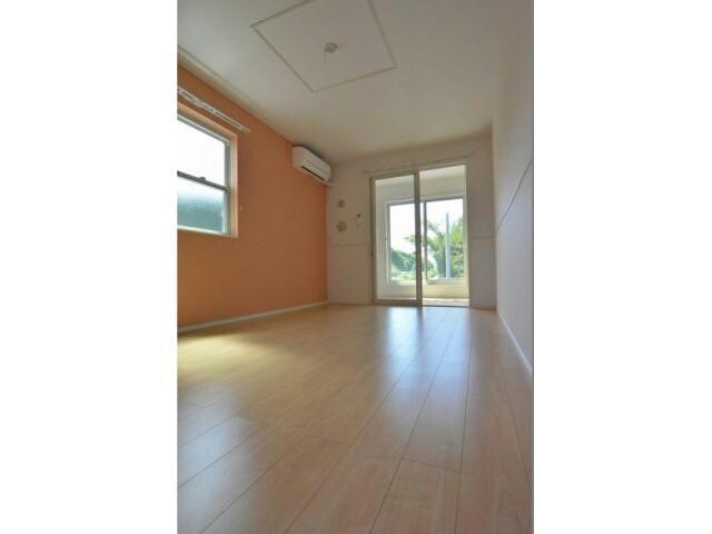 チロリアン　コッティの物件内観写真