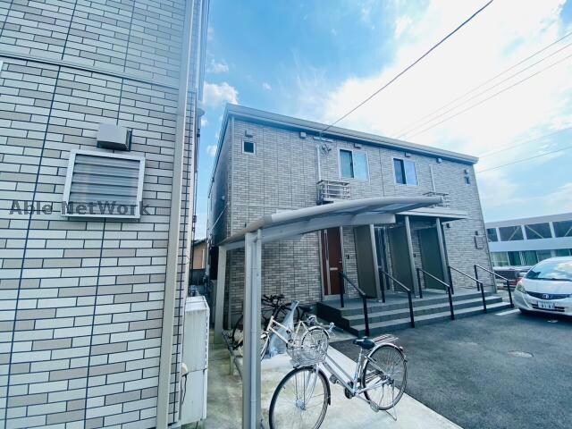 グレイシャスＢの物件外観写真