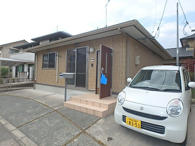 セイラタウン北 徒歩3分 1-1階の物件外観写真