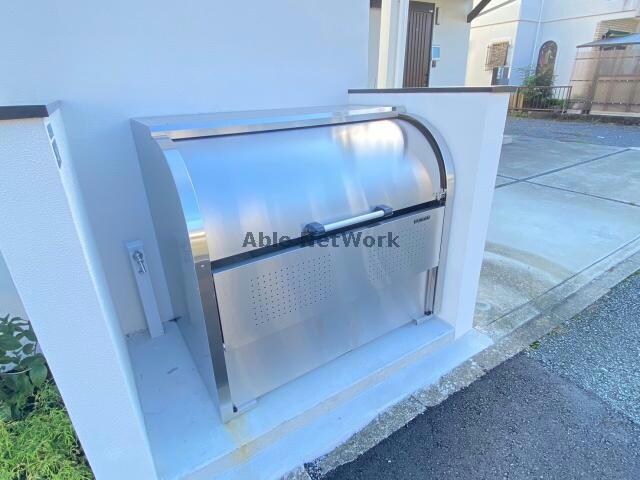 大江出張所・市立図書館前 徒歩3分 2階の物件外観写真