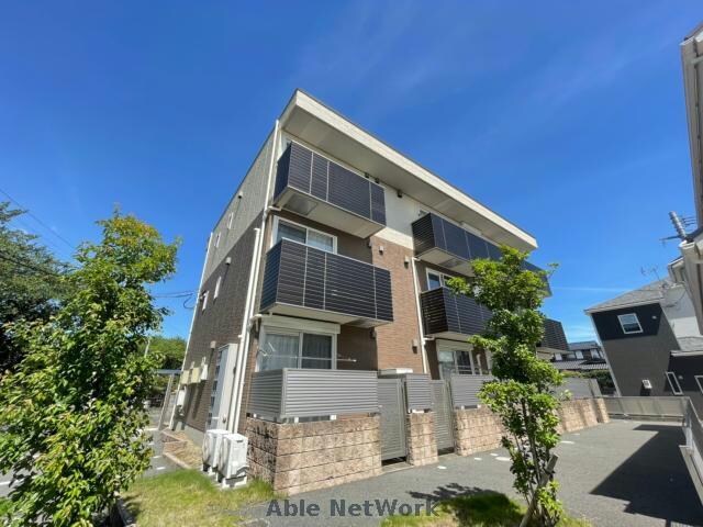 シャーメゾン桜川の物件外観写真