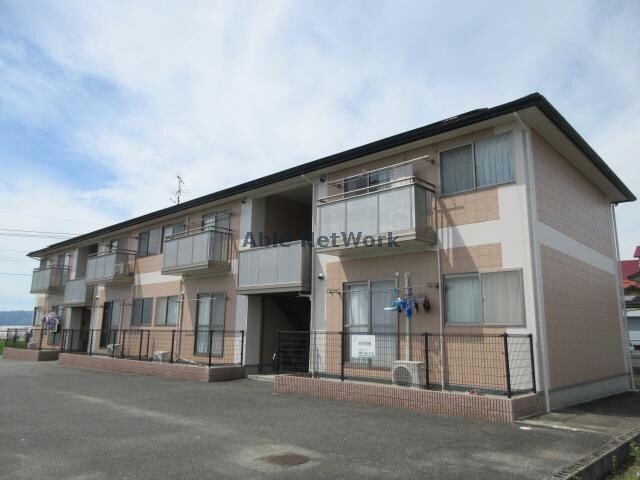 シャンフレーズの物件外観写真