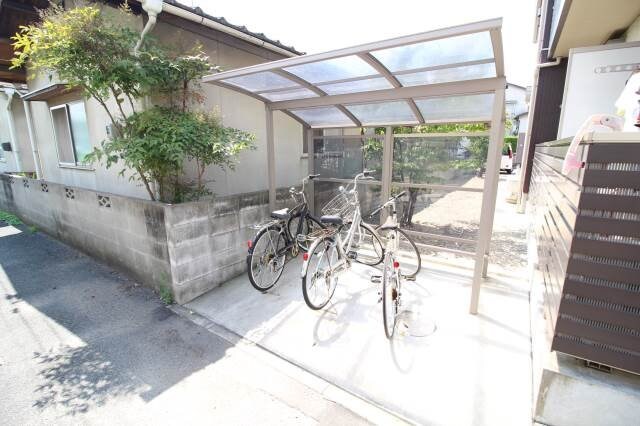 カーサ・エストレヤの物件外観写真