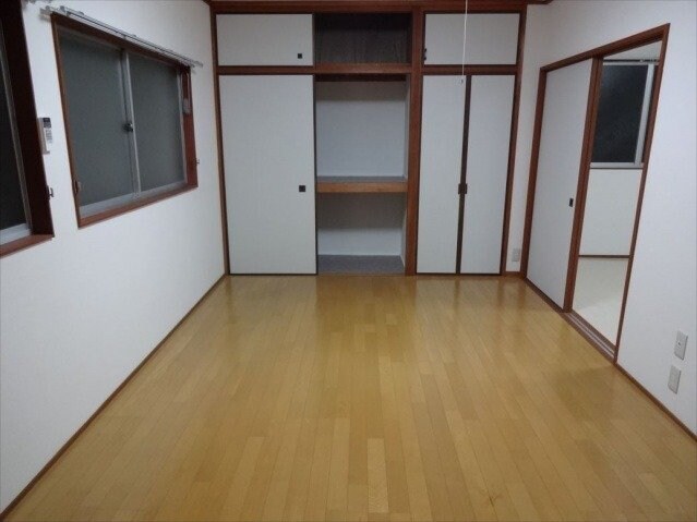 Tsushima higashi Apartmentの物件内観写真