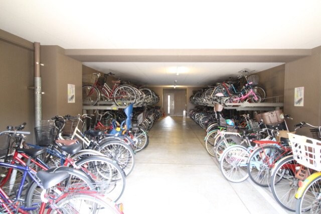 ポレスター大元駅前の物件外観写真