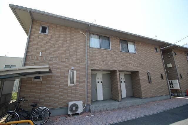 ファルコンⅠの物件外観写真