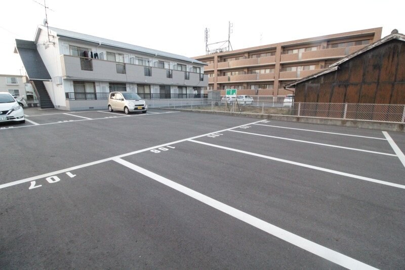 ビューラージュネスの物件外観写真