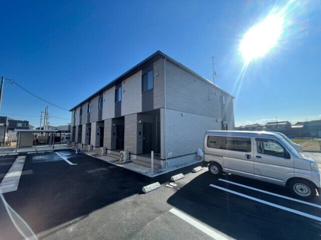 アルモ　ドゥーエの物件外観写真