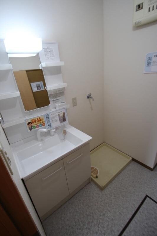 ラフィネ高柳の物件内観写真